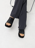 Low Heeled Slip-ons CU309