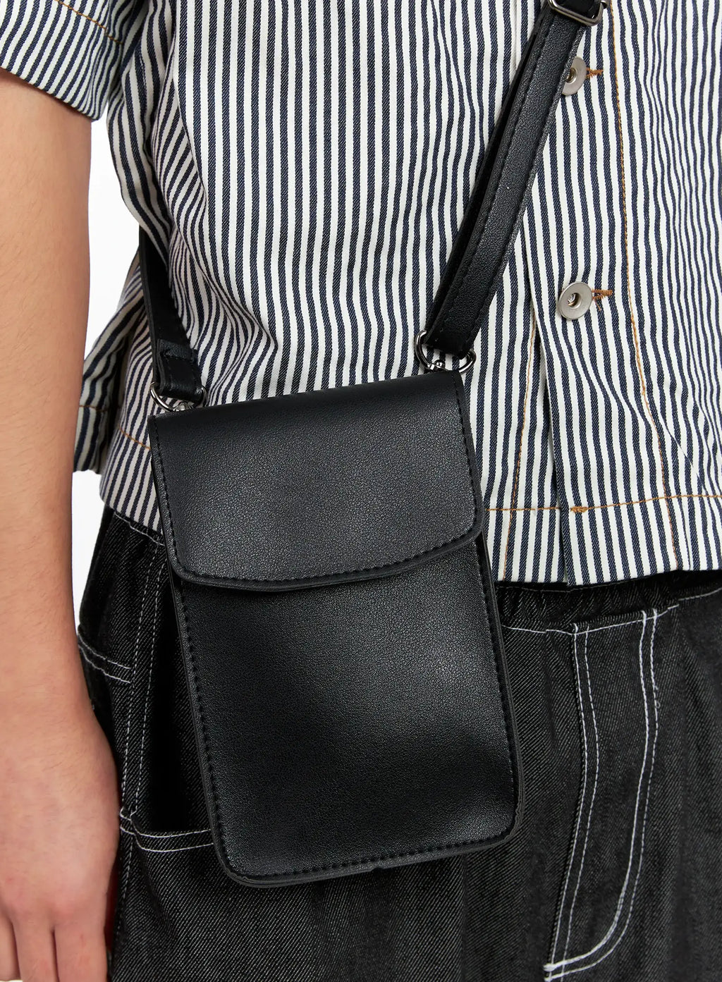 Men's Minimalist Crossbody Bag IG508