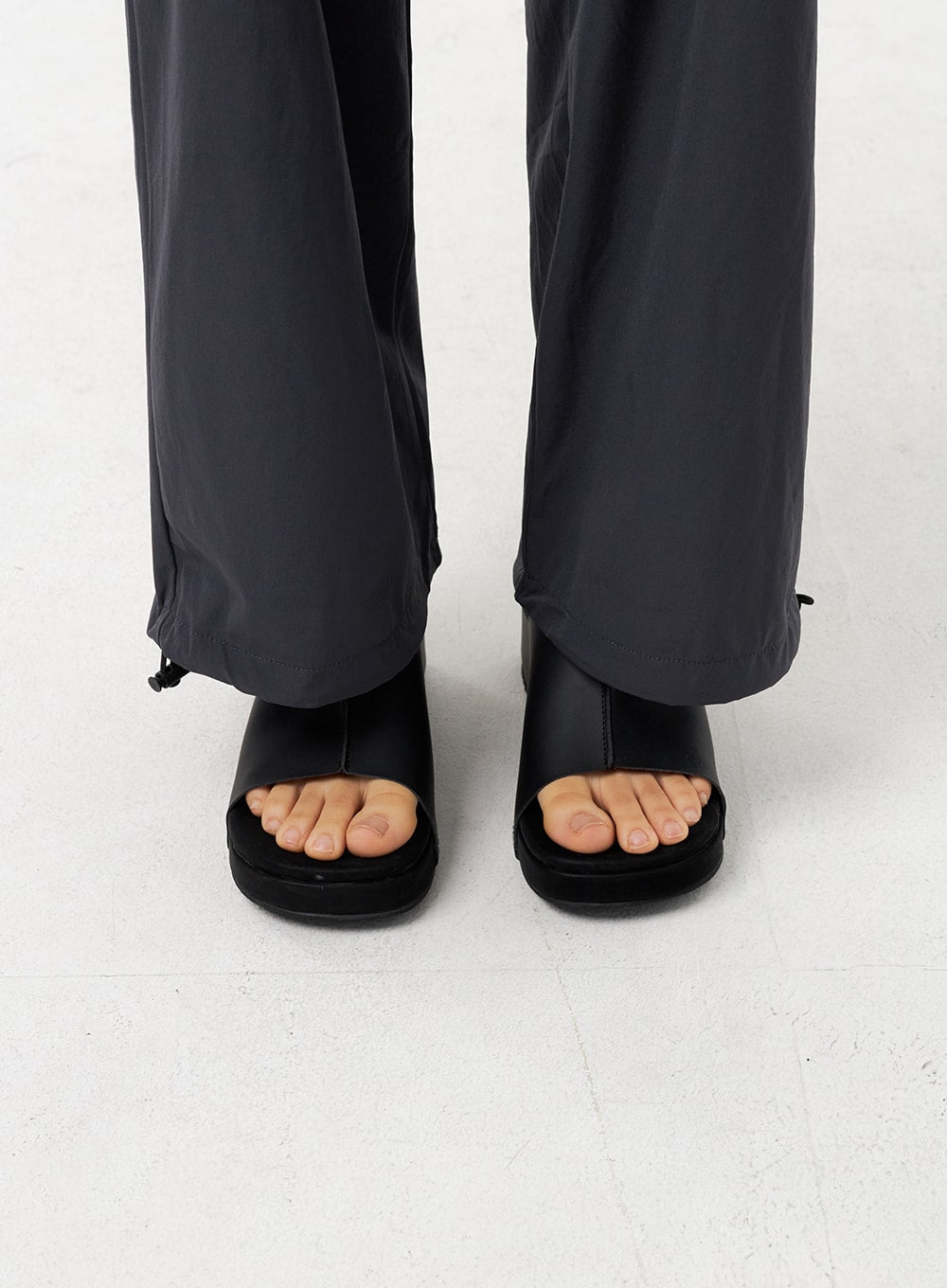 Low Heeled Slip-ons CU309
