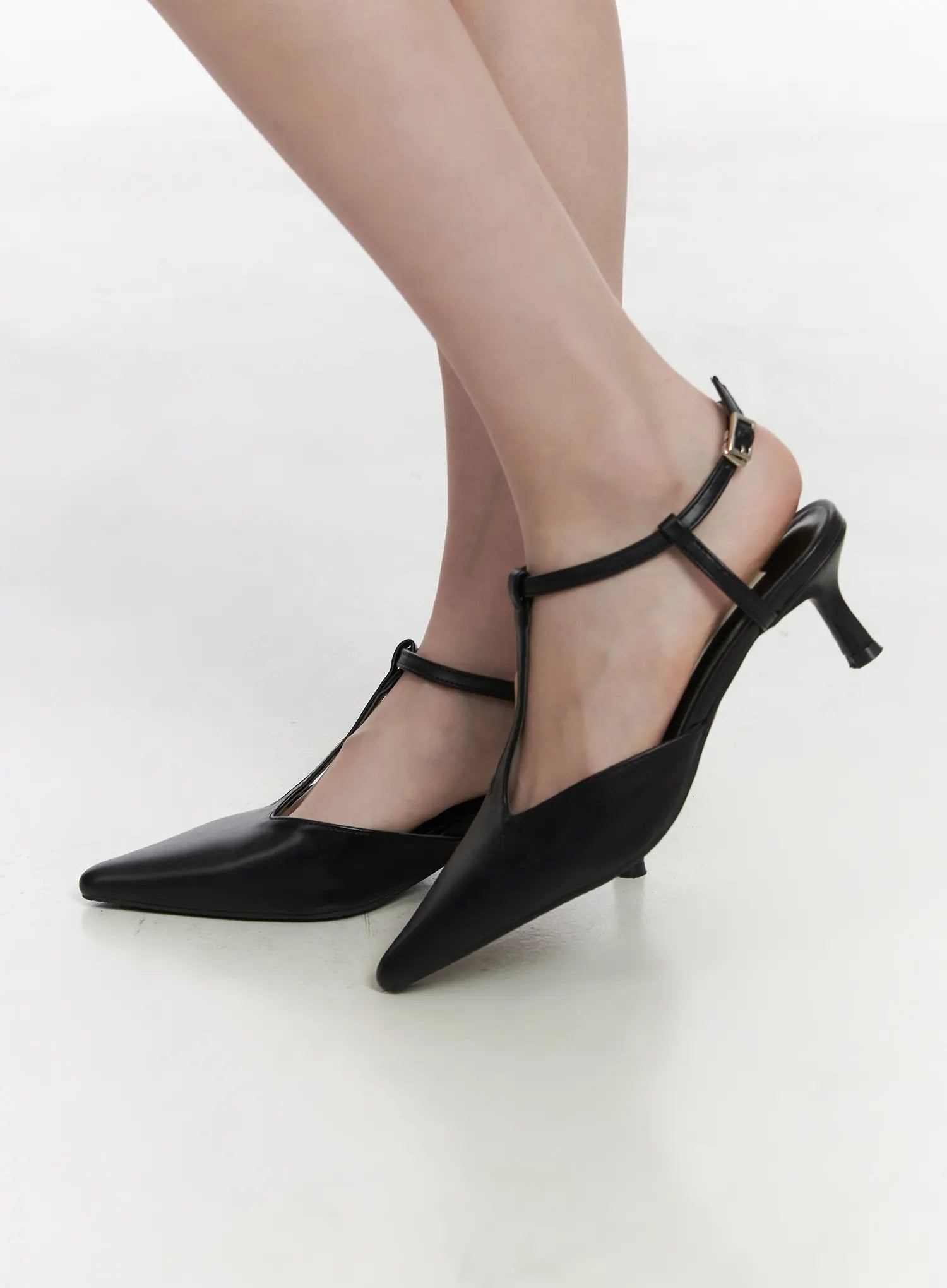 Modern Strappy Stiletto Heels CJ512