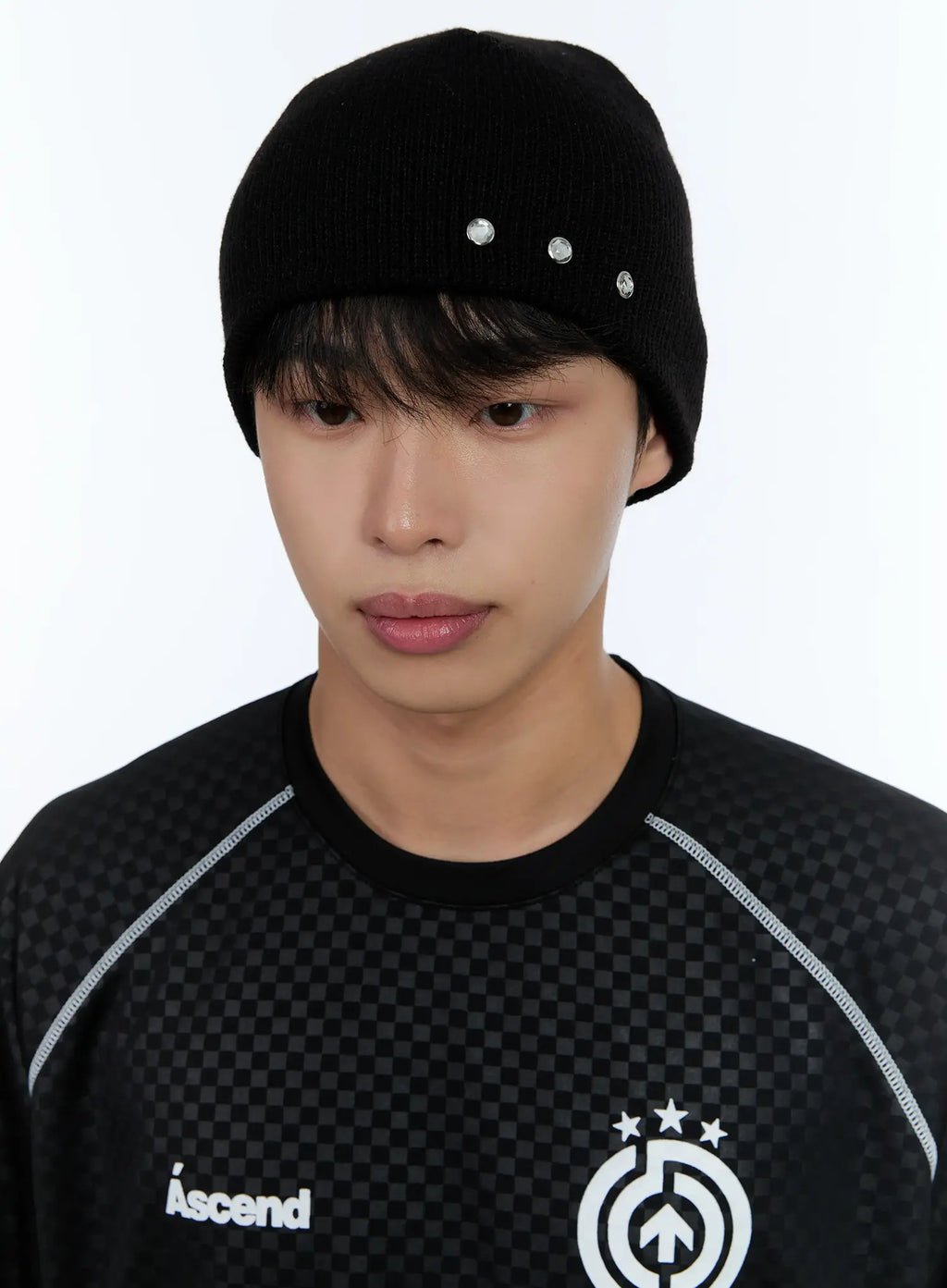 Men's Knitted Beanie with Studs IL515