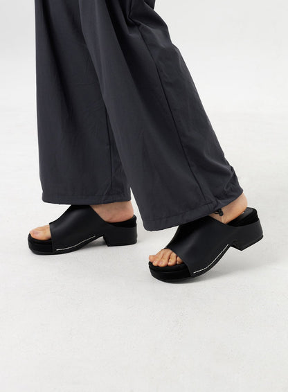 Low Heeled Slip-ons CU309