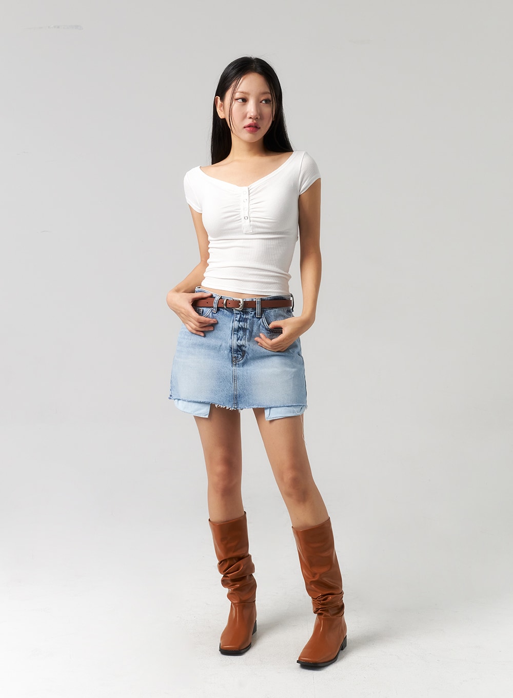 Quadratic Toe Knee-High Boots CU329