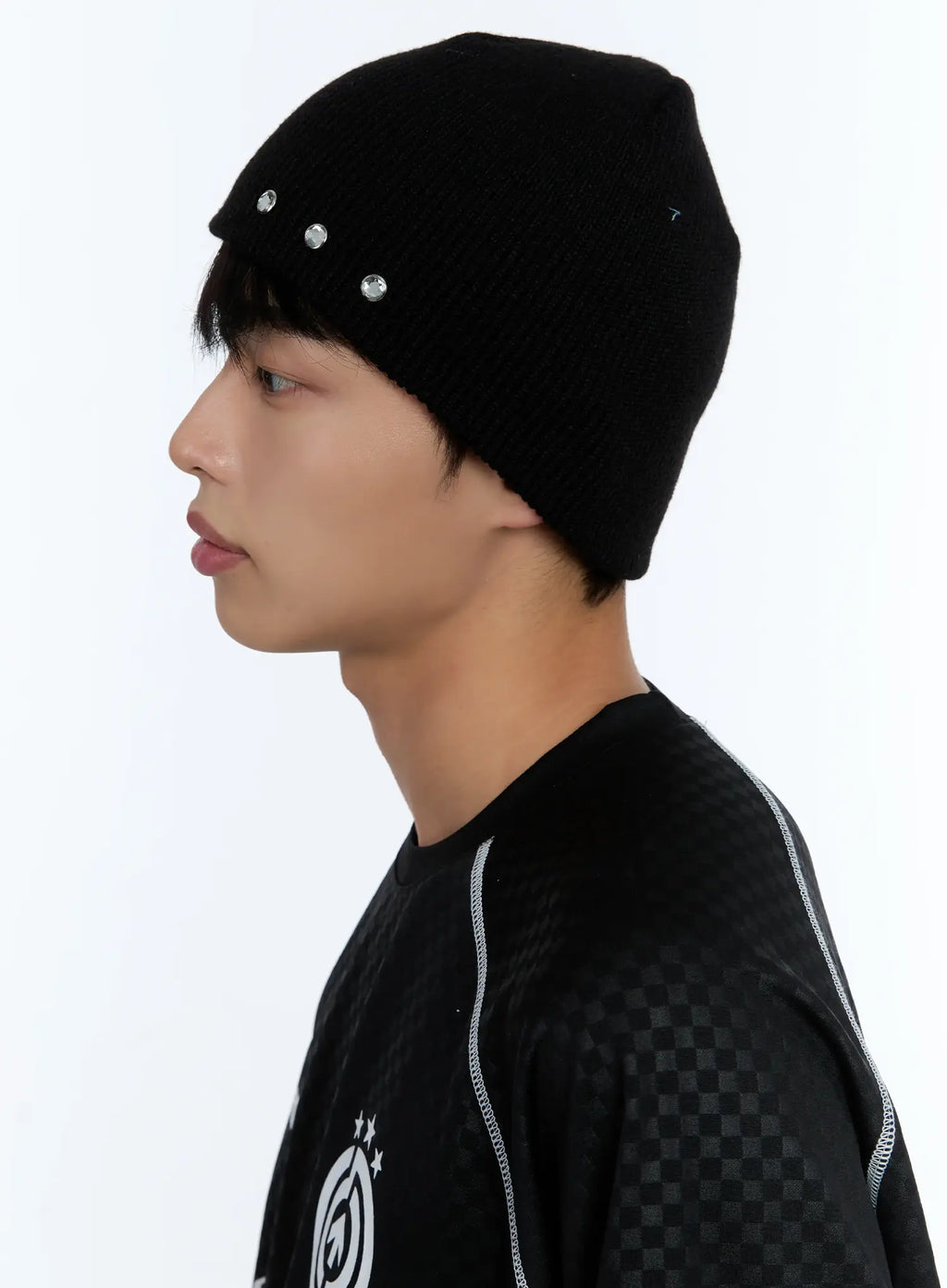 Men's Knitted Beanie with Studs IL515