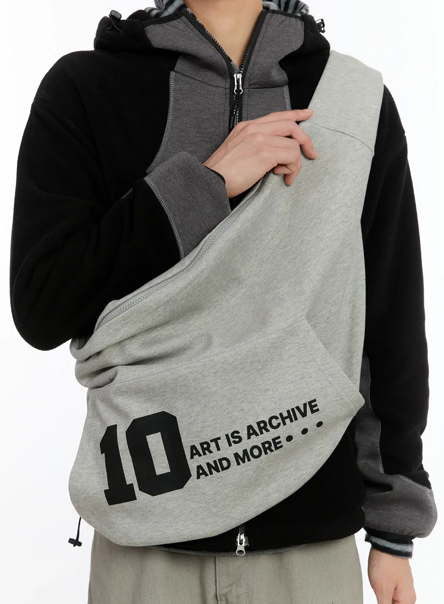Trendy Graphic Shoulder Bag ID502