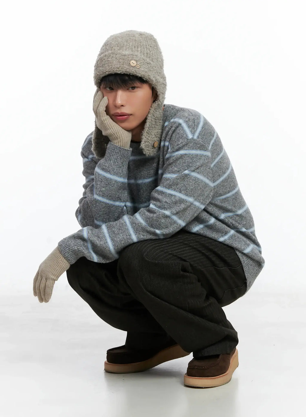 Button Loop Ear Protection Beanie IN518