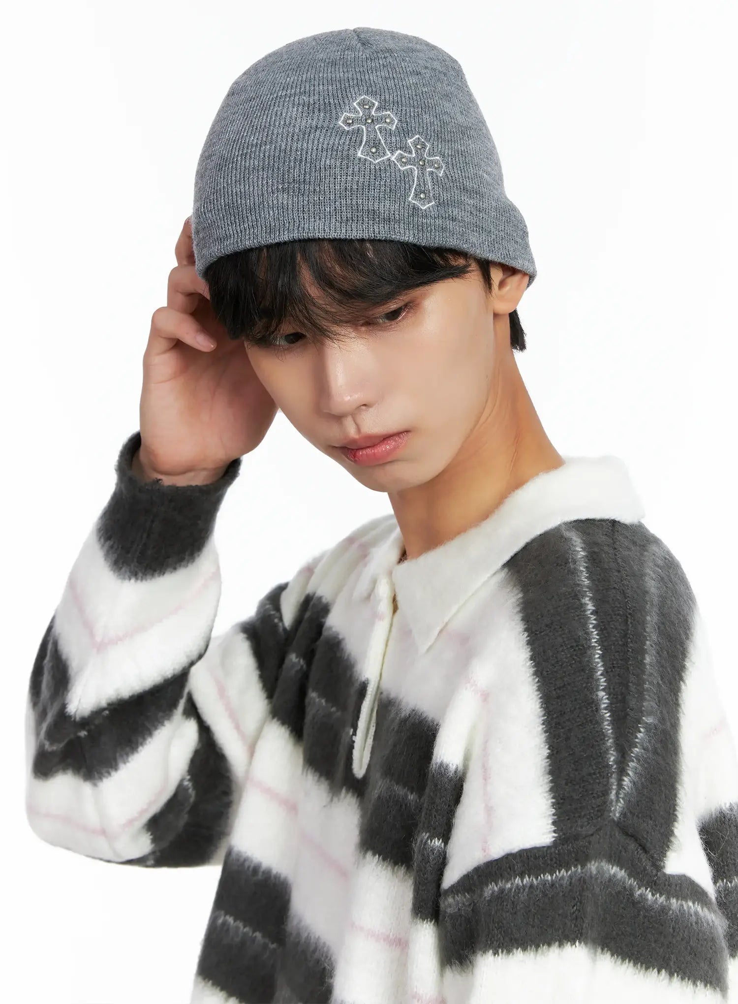 Cross-Stitch Embroidery Beanie IS519
