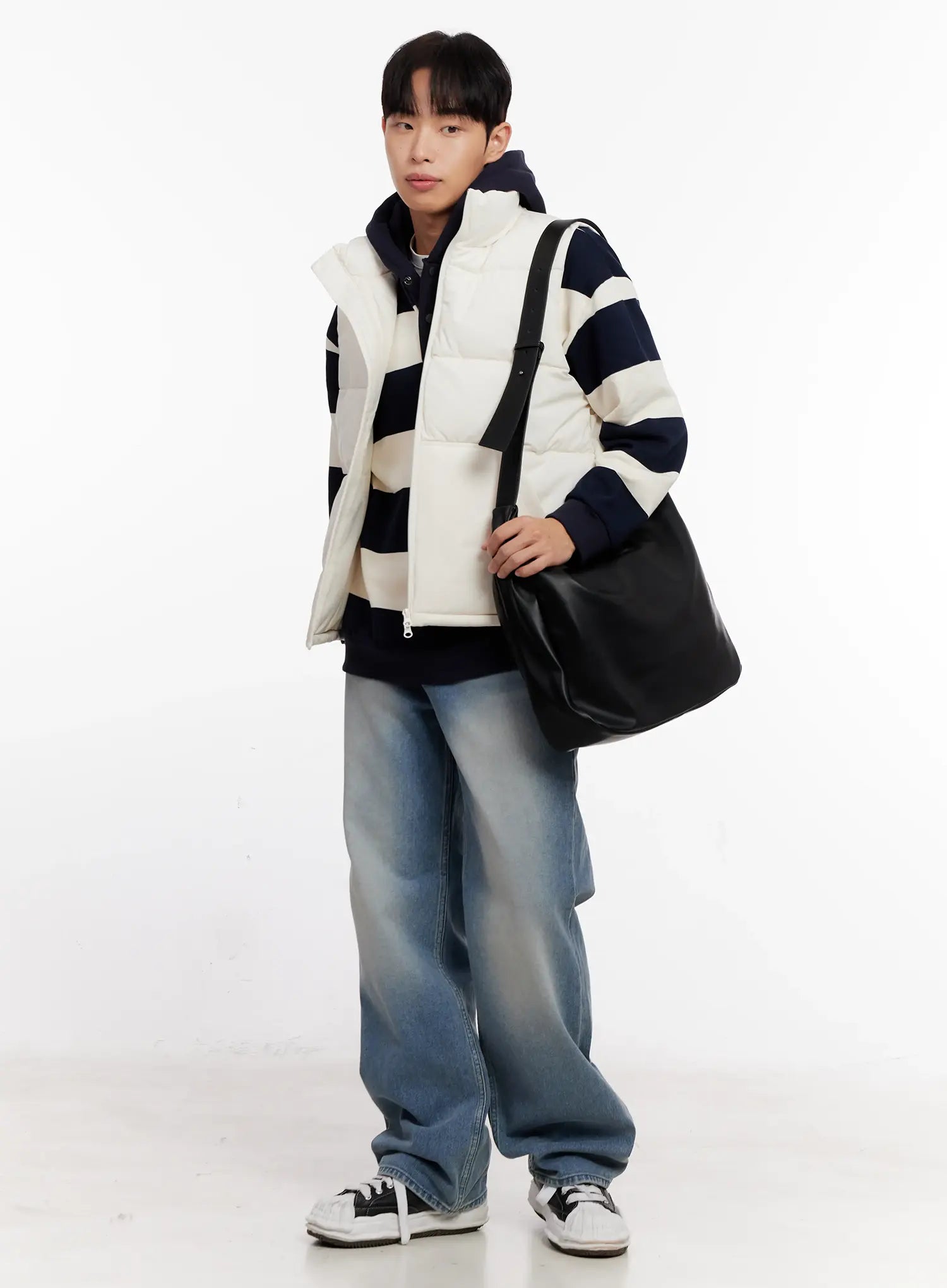 Chic Shoulder Bag Made of Faux Leather IO523