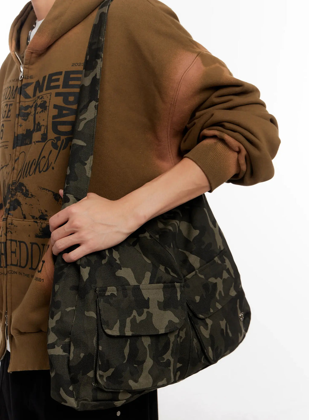 Camo Shoulder Bag with Utility Pockets IO 528