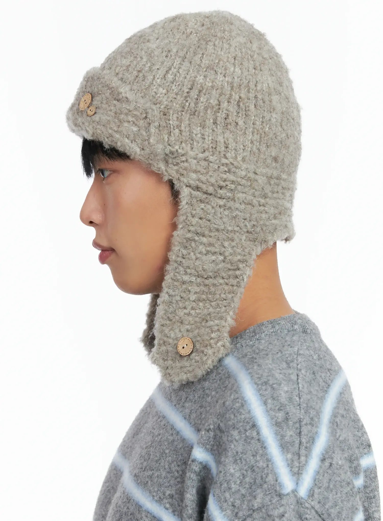 Button Loop Ear Protection Beanie IN518
