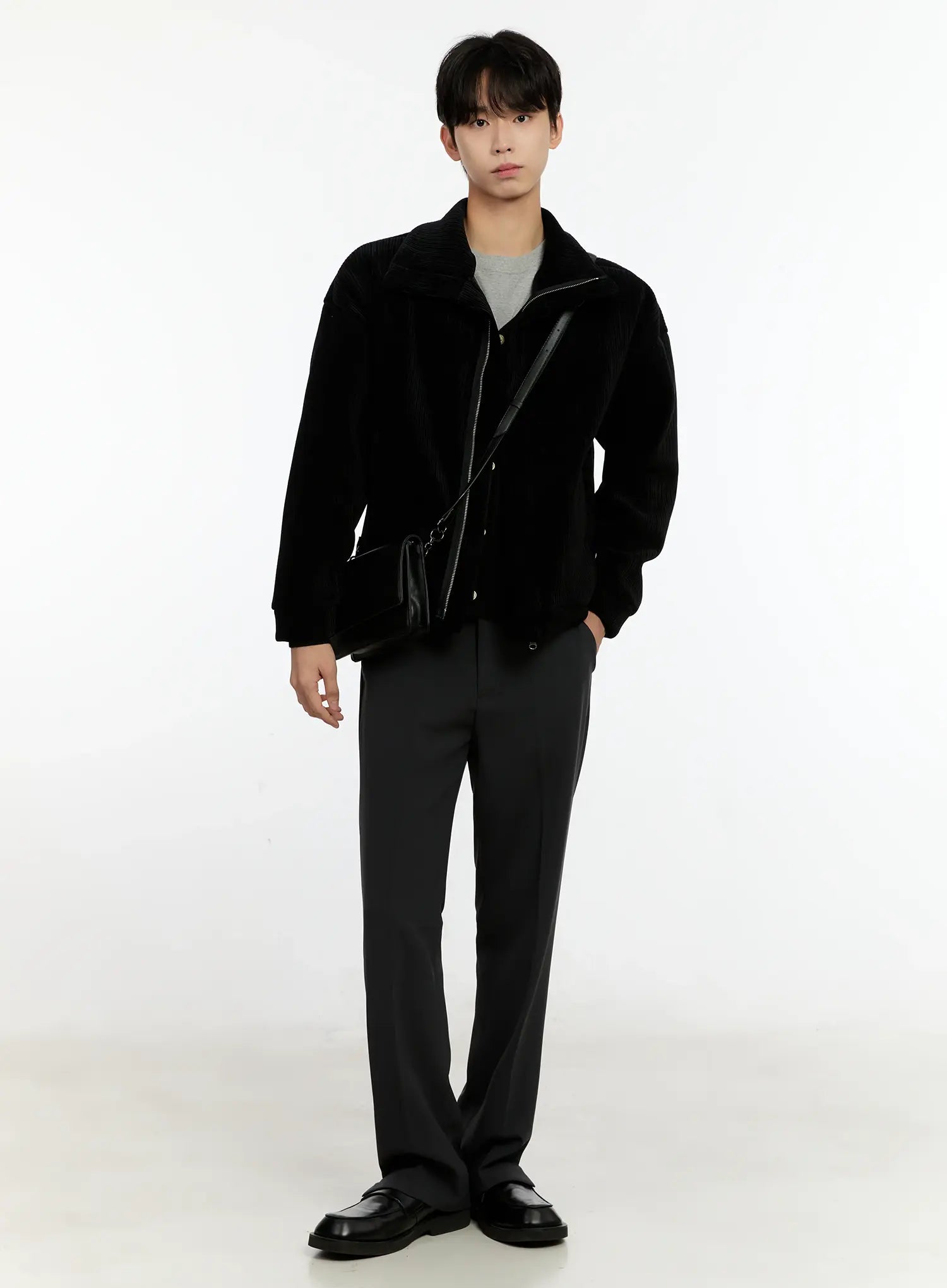 Minimalist Medium Crossbody Bag IO531