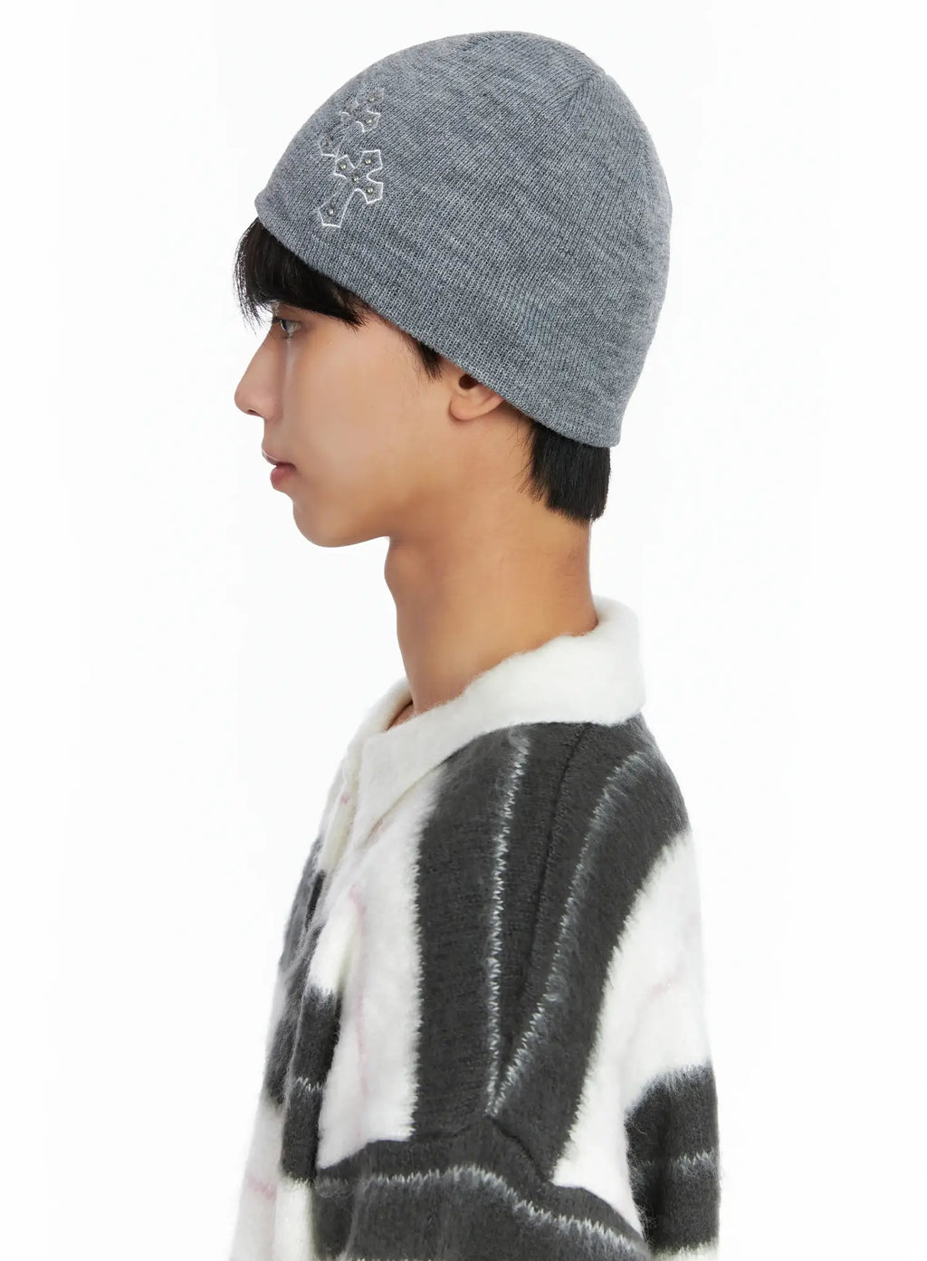 Cross-Stitch Embroidery Beanie IS519