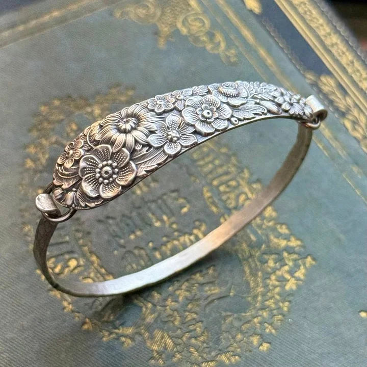 PetalCharm | Vintage Silver Bracelet