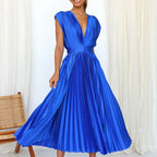 Lisi Maxi Dress with V-Neck and Pleats