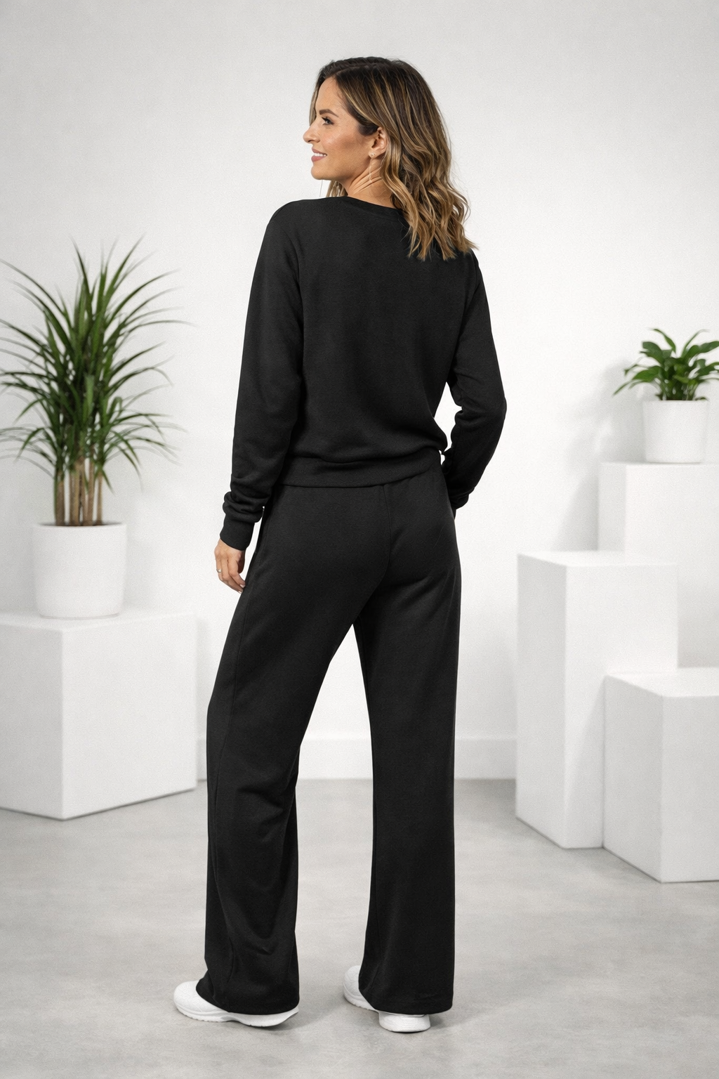 Round Neck | Top and Drawstring Trousers
