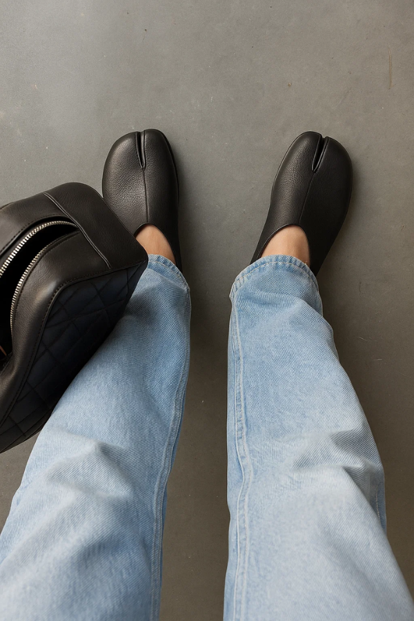 Leather Tabi Slipper