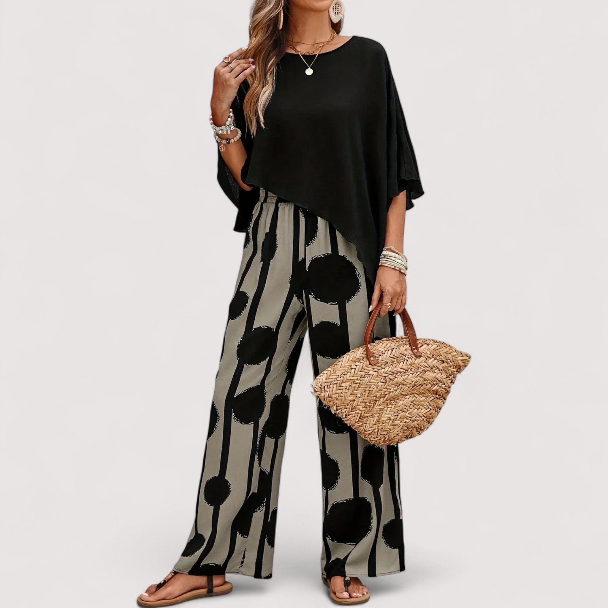 Ladies' Outfit – Asymmetric Print Set, Modern & Stylish