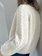 Dwina™ Cardigan with Buttons and Cable Knit Pattern