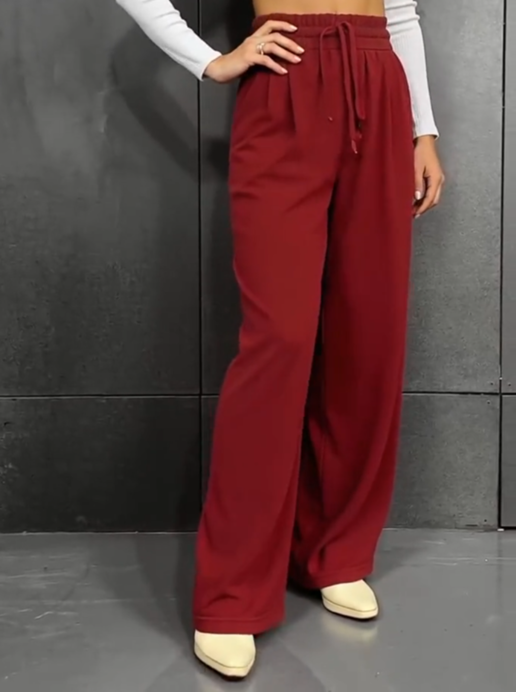 Trish | Loose Wide-Leg Trousers