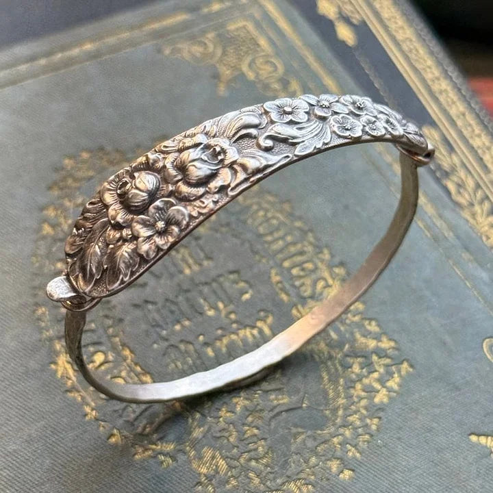 PetalCharm | Vintage Silver Bracelet