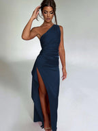 Chic One-Shoulder Dress