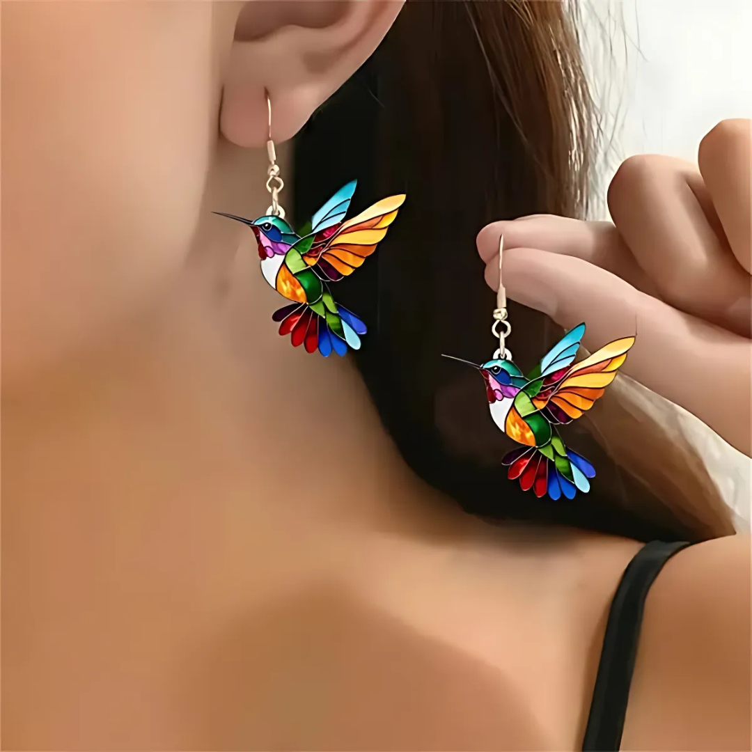 Samantha | Elegant Hummingbird Necklace