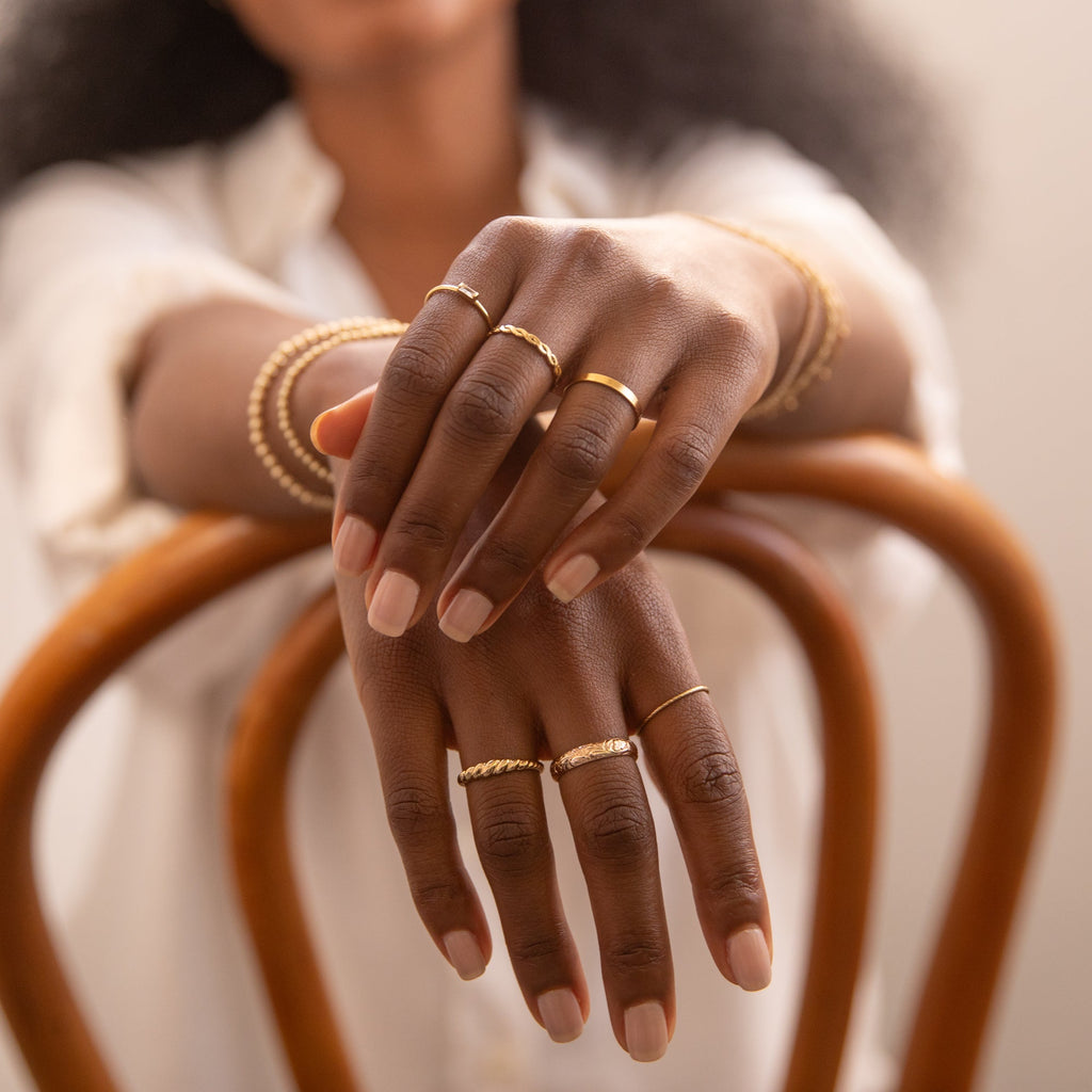 Thick Flower Ring
