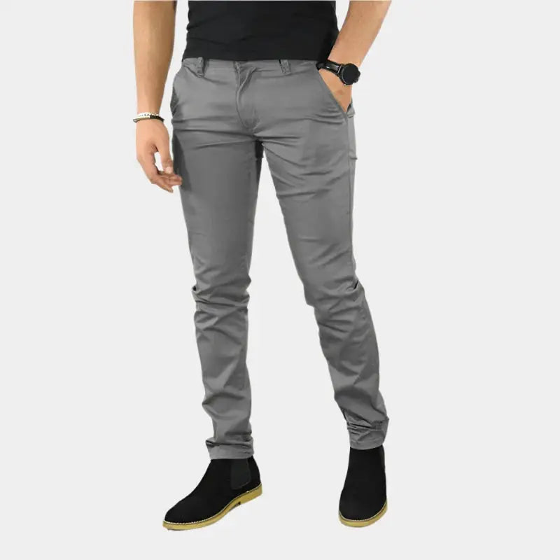 Figure-Hugging Trousers