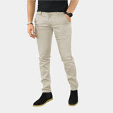 Figure-Hugging Trousers