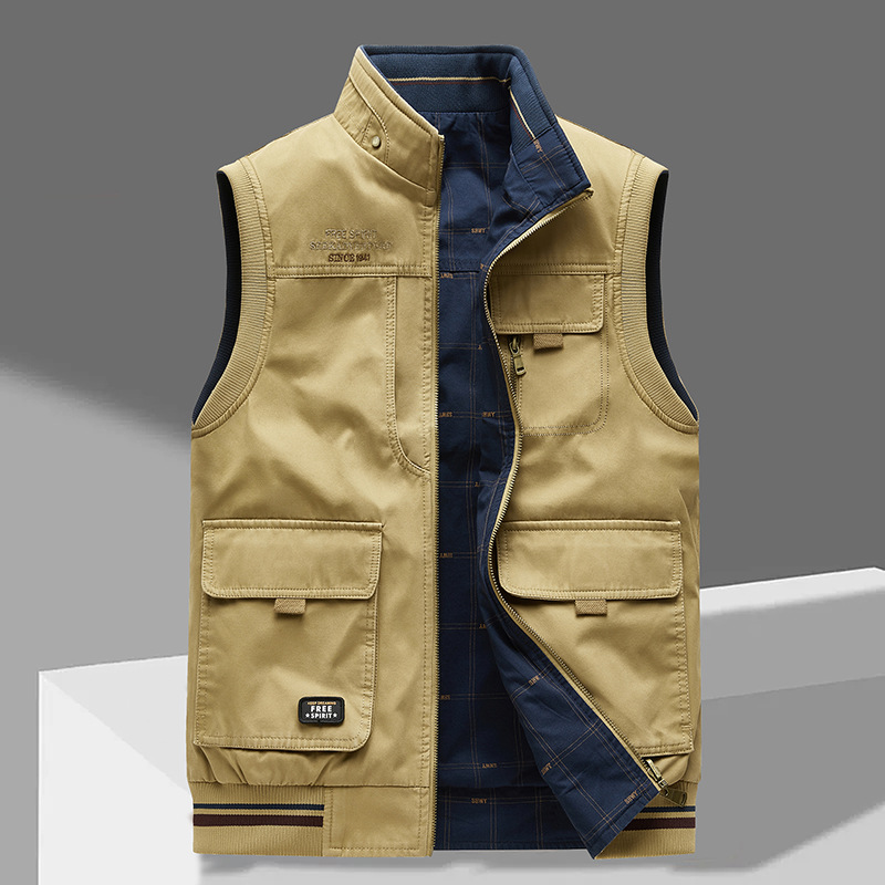 Crispin – Sleeveless Gilet with Multiple Pockets
