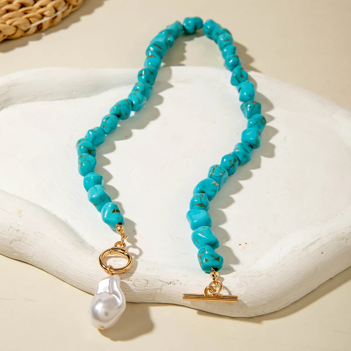 Lily | Natuurlijke turquoise gevormde parel hanger ketting