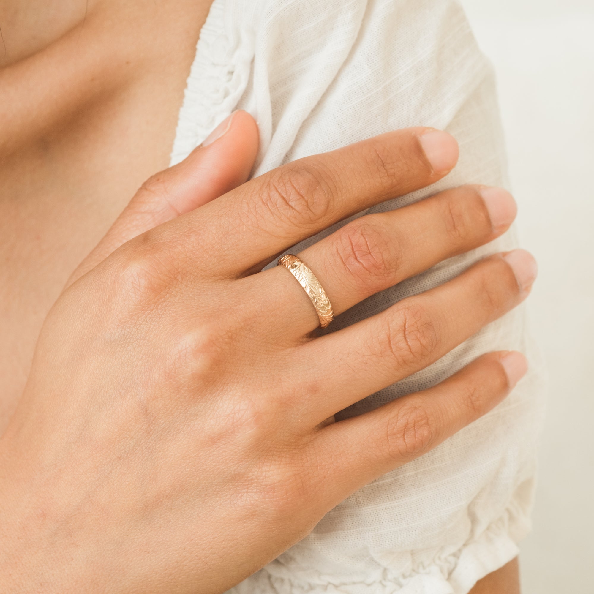 Thick Flower Ring