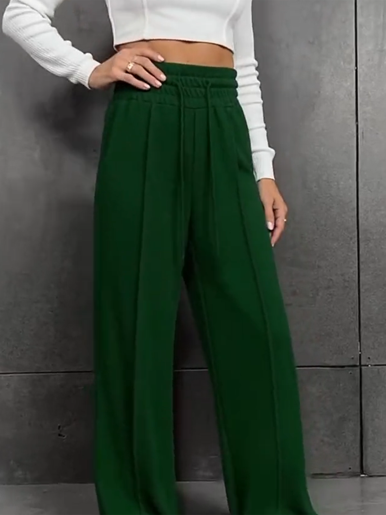 Trish | Loose Wide-Leg Trousers