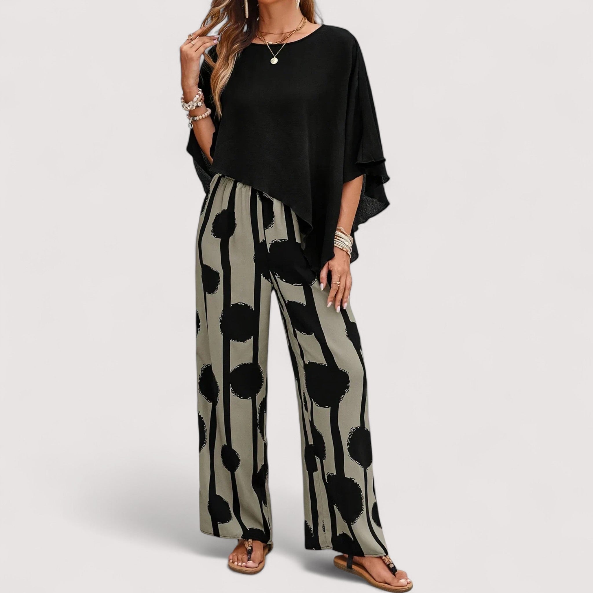 Ladies' Outfit – Asymmetric Print Set, Modern & Stylish