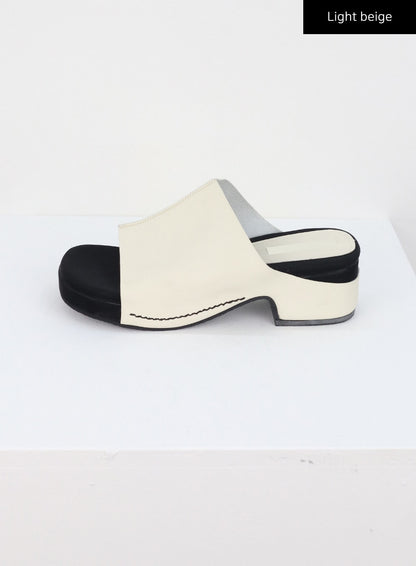 Low Heeled Slip-ons CU309