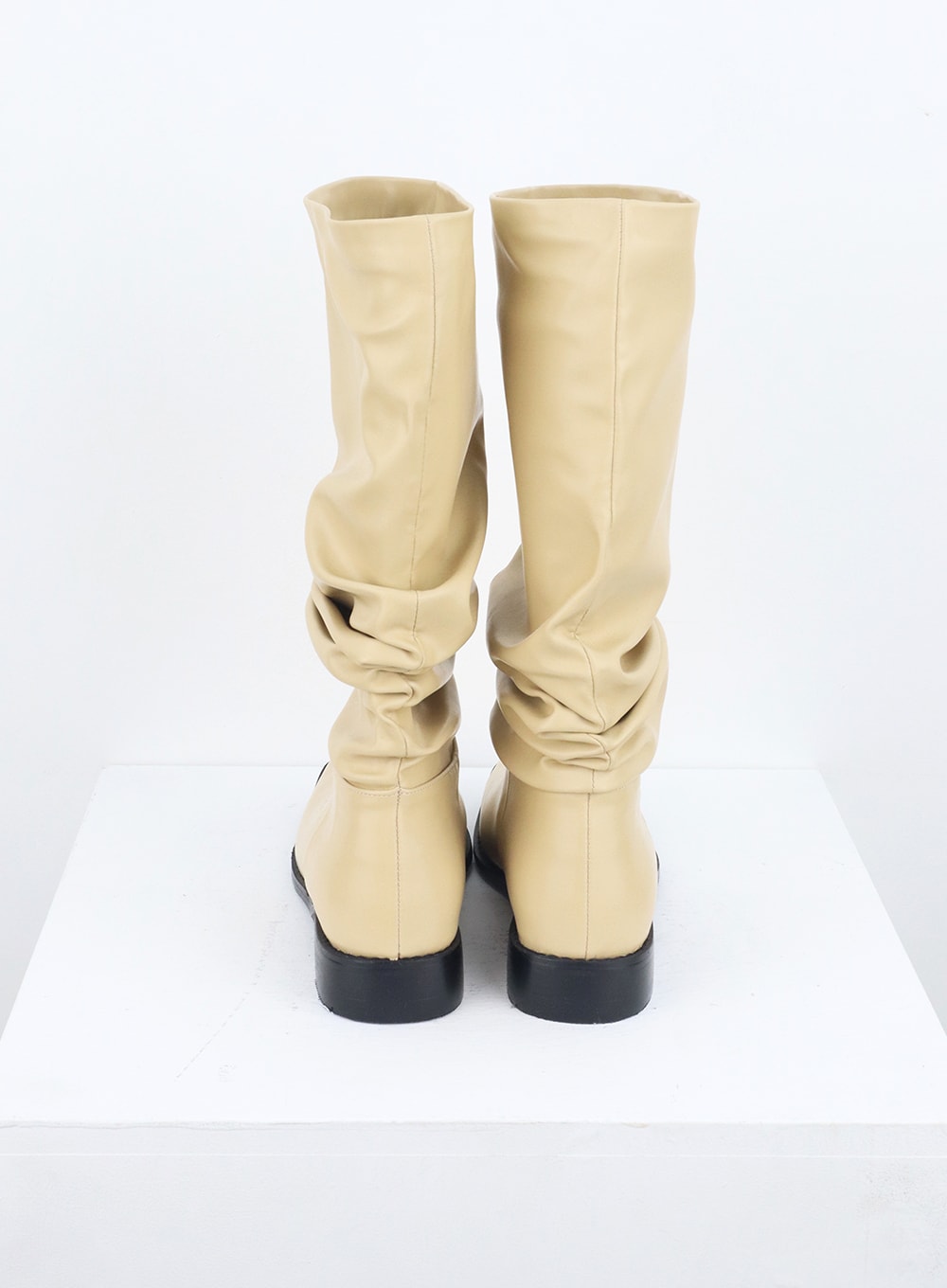 Quadratic Toe Knee-High Boots CU329