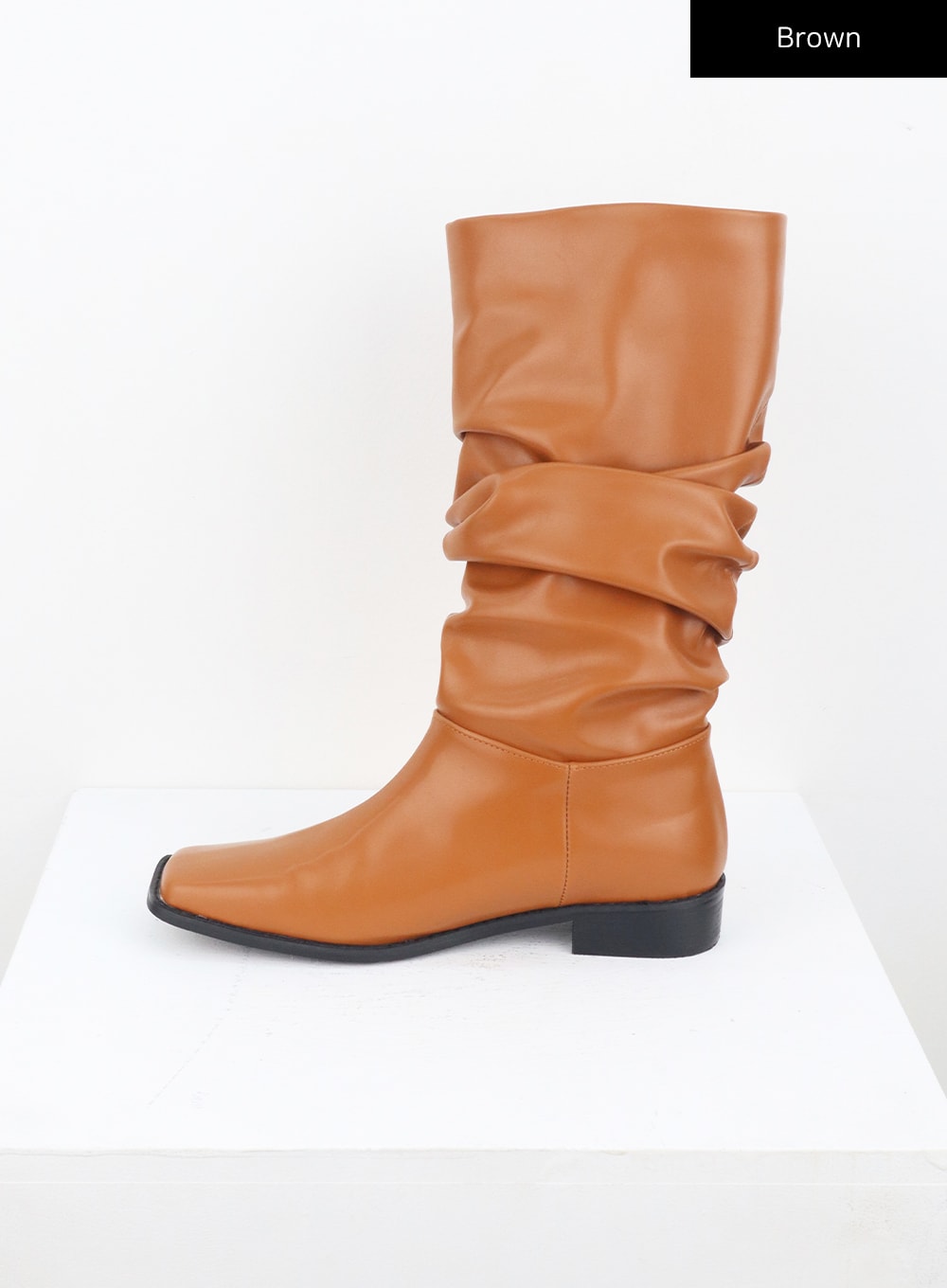 Quadratic Toe Knee-High Boots CU329