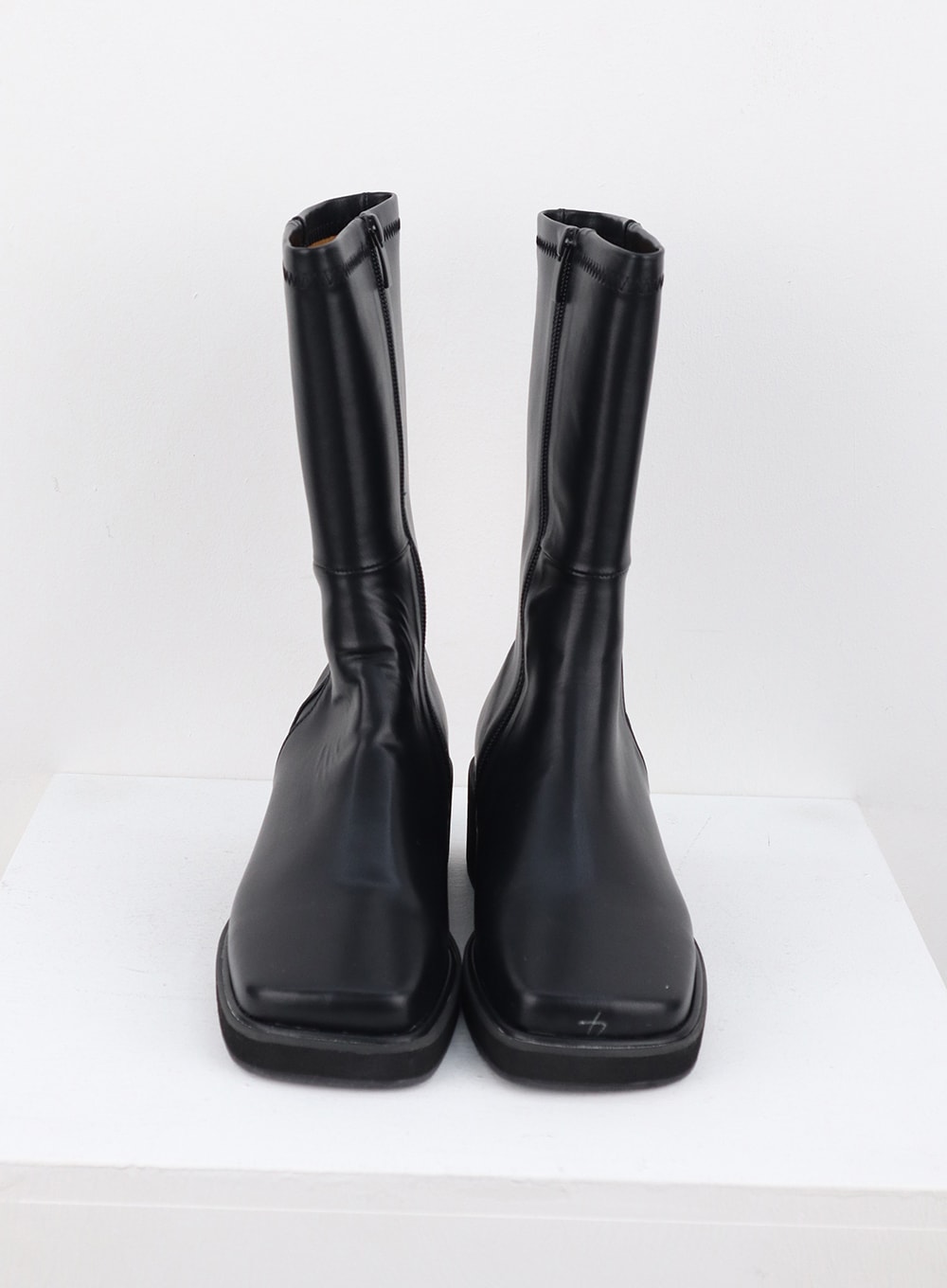 Faux Leather Boots with Side Zip OS302