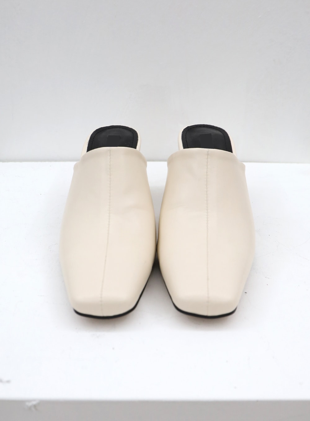 Square Toe Heeled Mules CJ27