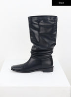 Quadratic Toe Knee-High Boots CU329