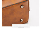 Leather Shoulder Bag Britney – Elegant and Timeless