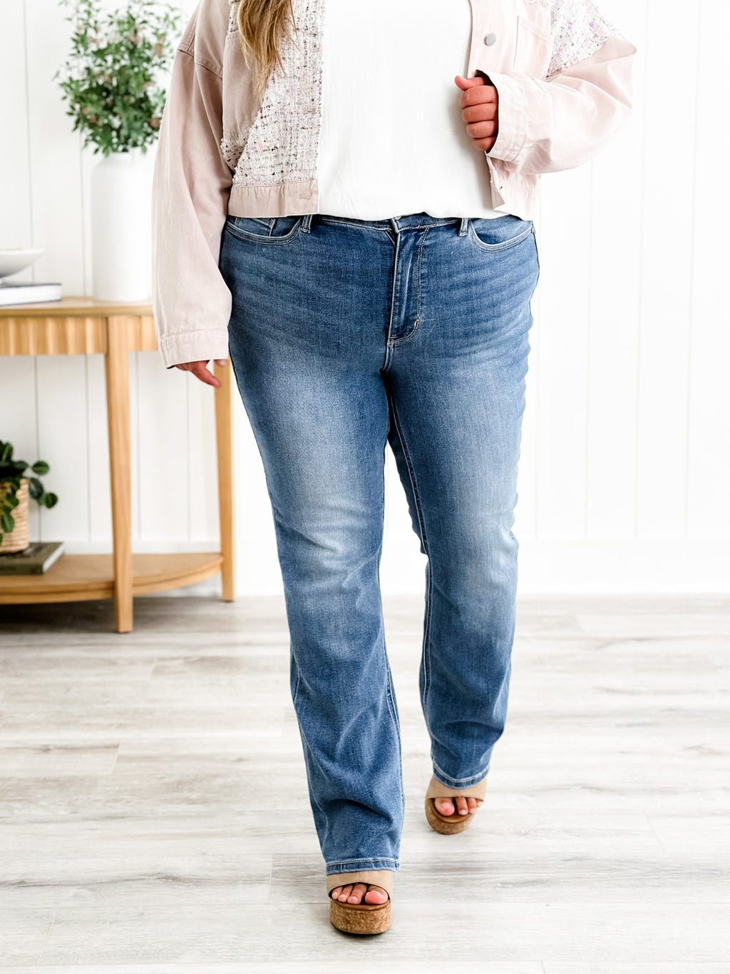 Jennie | Bootcut Jeans with Tummy Control