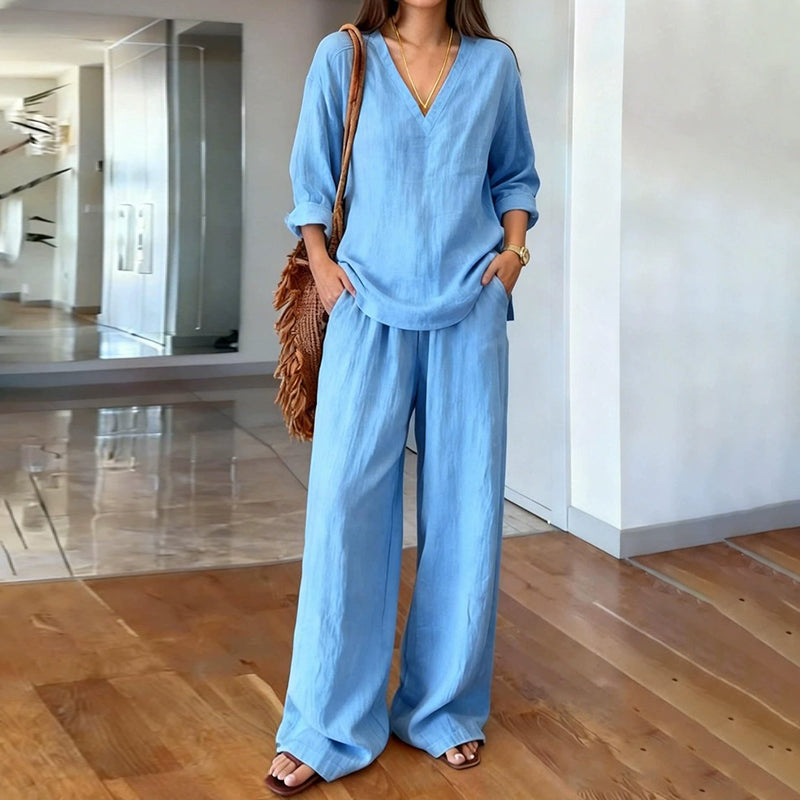 Celine | Linen blend two-piece set with V-neck top