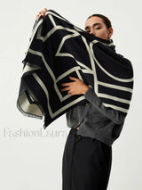 Geo | Scarf in Geometric Pattern